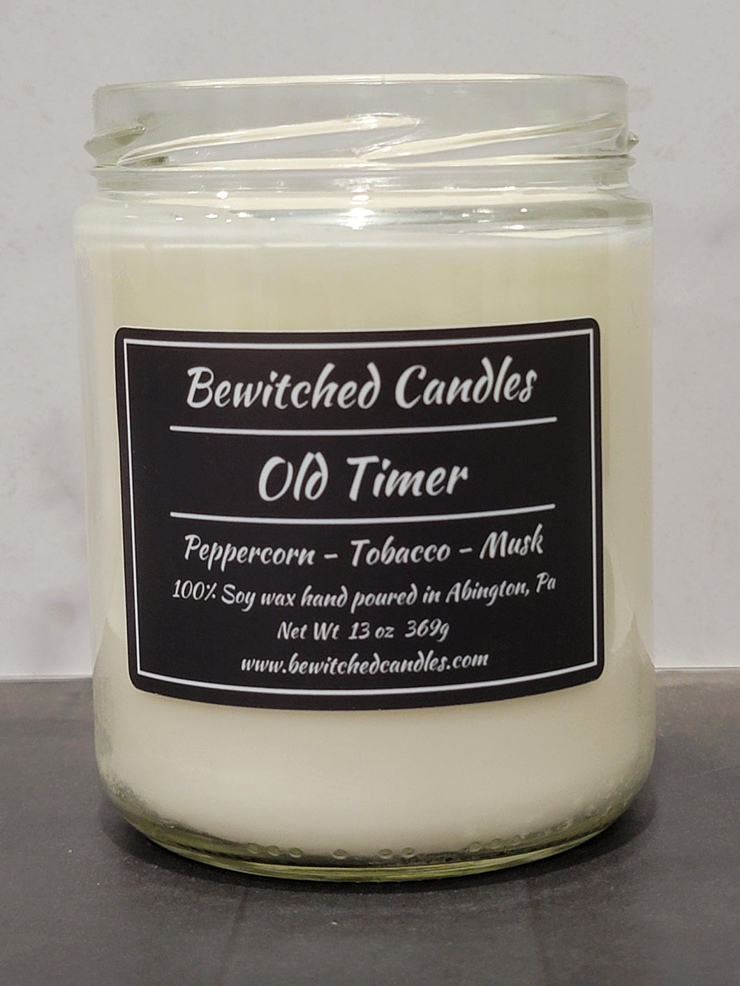 100% Usa Made Soy wax candles hand poured in our USA made glass jars using premium fragrance oils cotton wicks with hints of Peppercorn, Tobacco, Musk